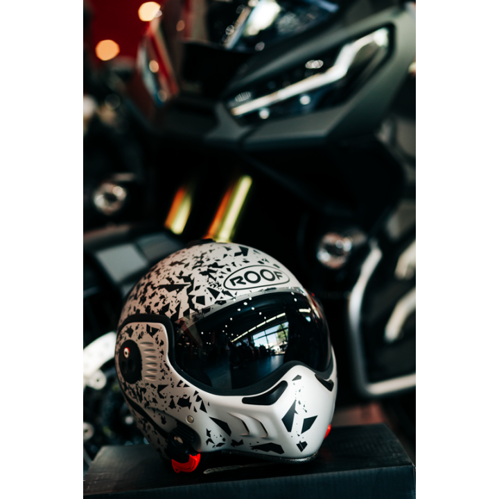 VERSATILE MOTORCYCLE HELMET ROOF RO5 BOXER ALPHA BLACKSTAR MATT SILVERWHITE - BLACK