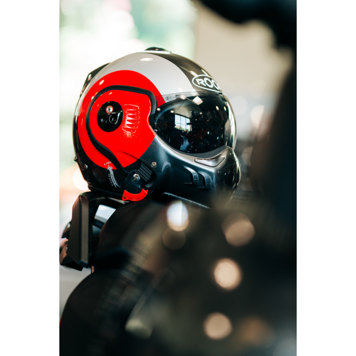 VERSATILE MOTORCYCLE HELMET ROOF RO5 BOXER ALPHA FOCUS RED - SILVER