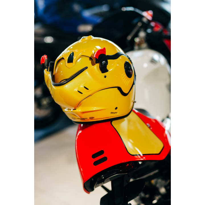 VERSATILE MOTORCYCLE HELMET ROOF RO5 BOXER ALPHA YELLOW